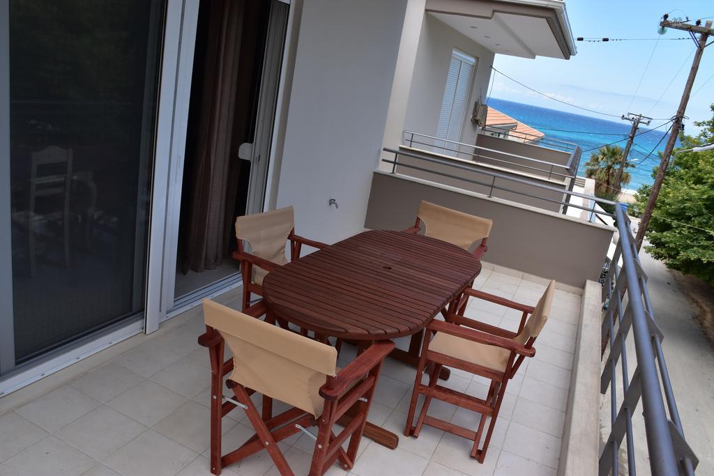 Casa Christabella Daire Paralia Vrachou Dış mekan fotoğraf
